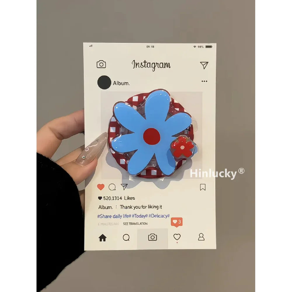 Ameigas Carnival Bloom Case - Spinning Gingham Flower MagSafe Cover - Ameigas