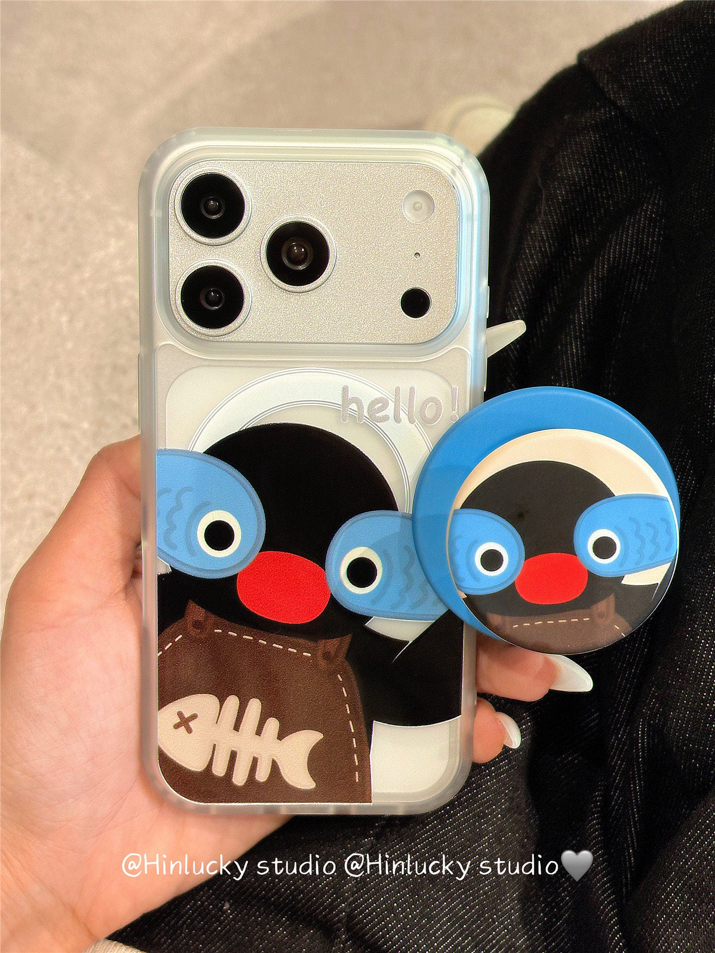 Ameigas Waddle & Stand Case - Cute Black Penguin MagSafe Cover