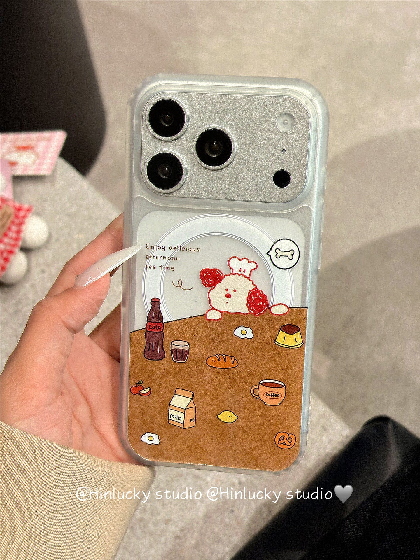 Ameigas Doodle Pup Tea-Time Case - Puppy & Pastry MagSafe Skin-Feel Cover