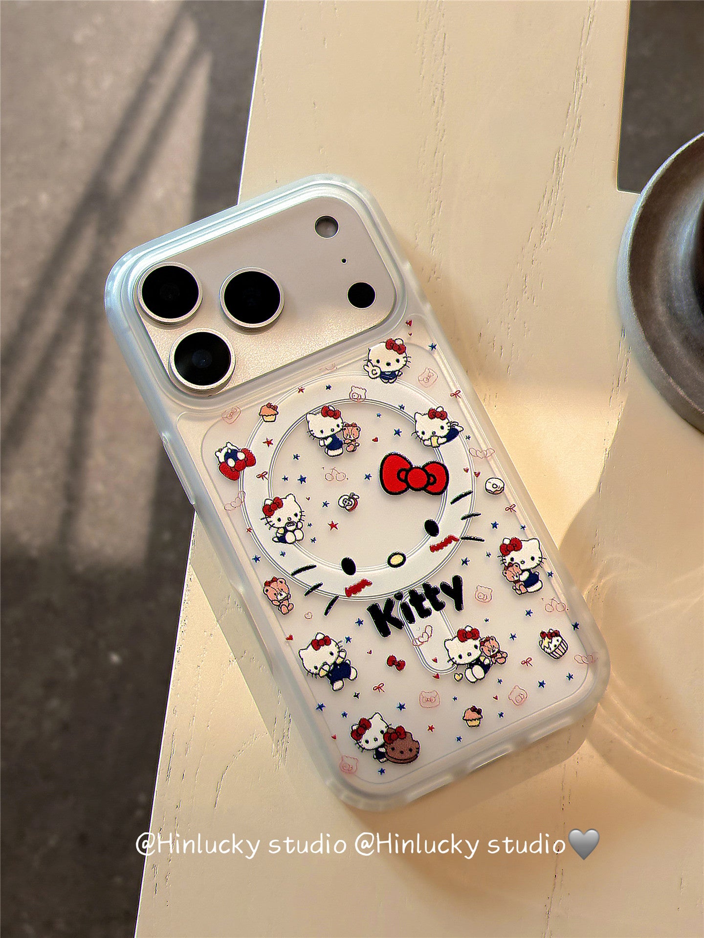 Ameigas Paw-Soft Touch Stand Case - Japanese Korean Cute Kitty MagSafe Cover