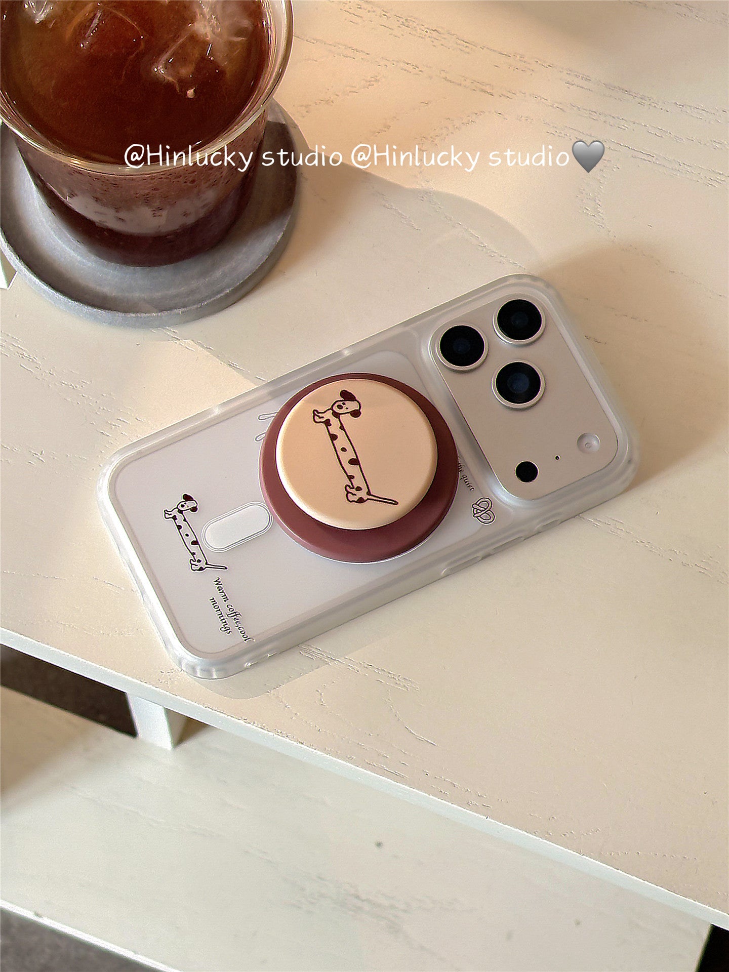 Ameigas Doodle Dash Stand Case - Minimalist Dachshund Drawing MagSafe Cover