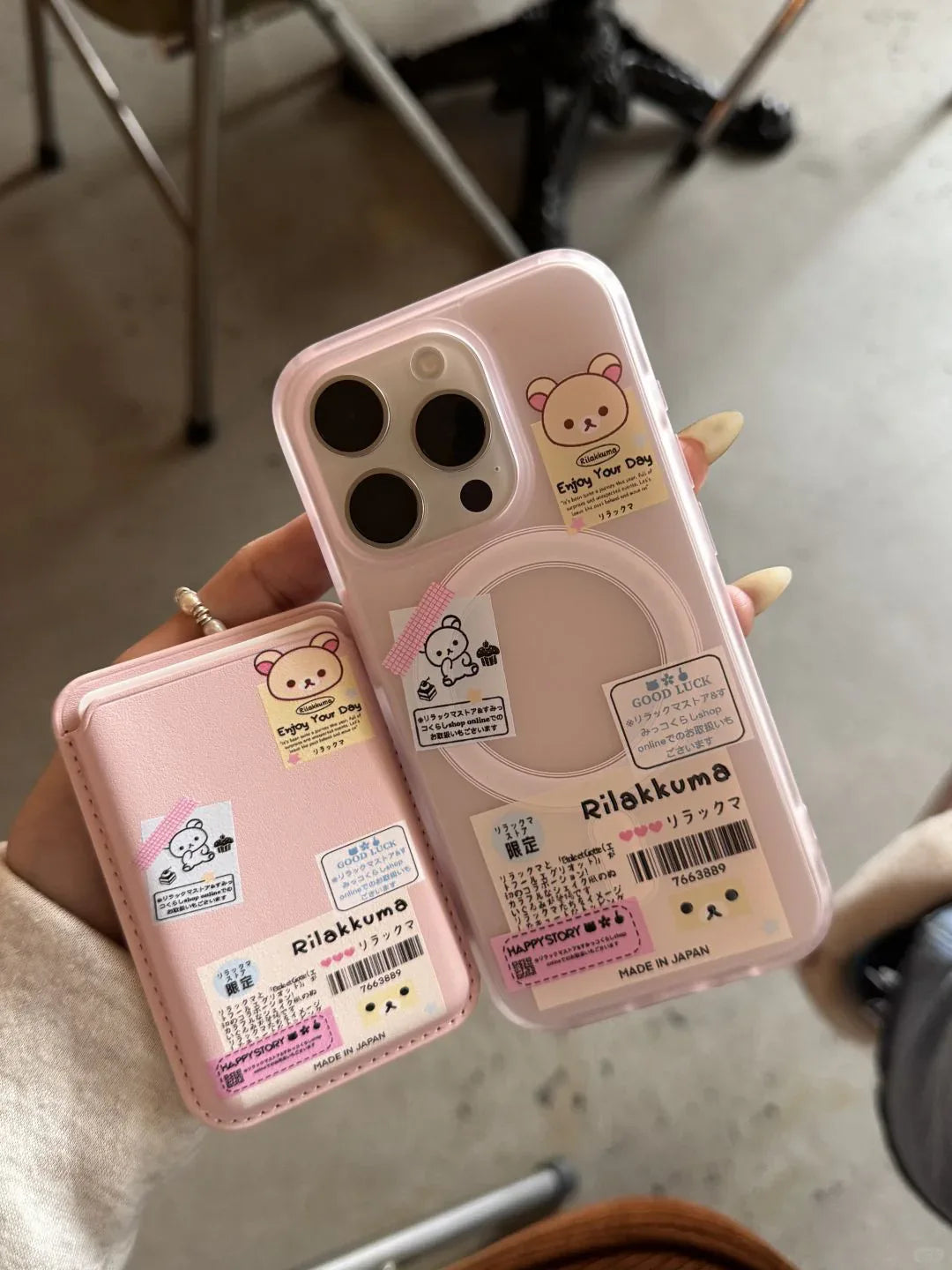 Ameigas Clear Label Bear Case - Cute Cartoon Tag Design with Magnetic Stand - Ameigas