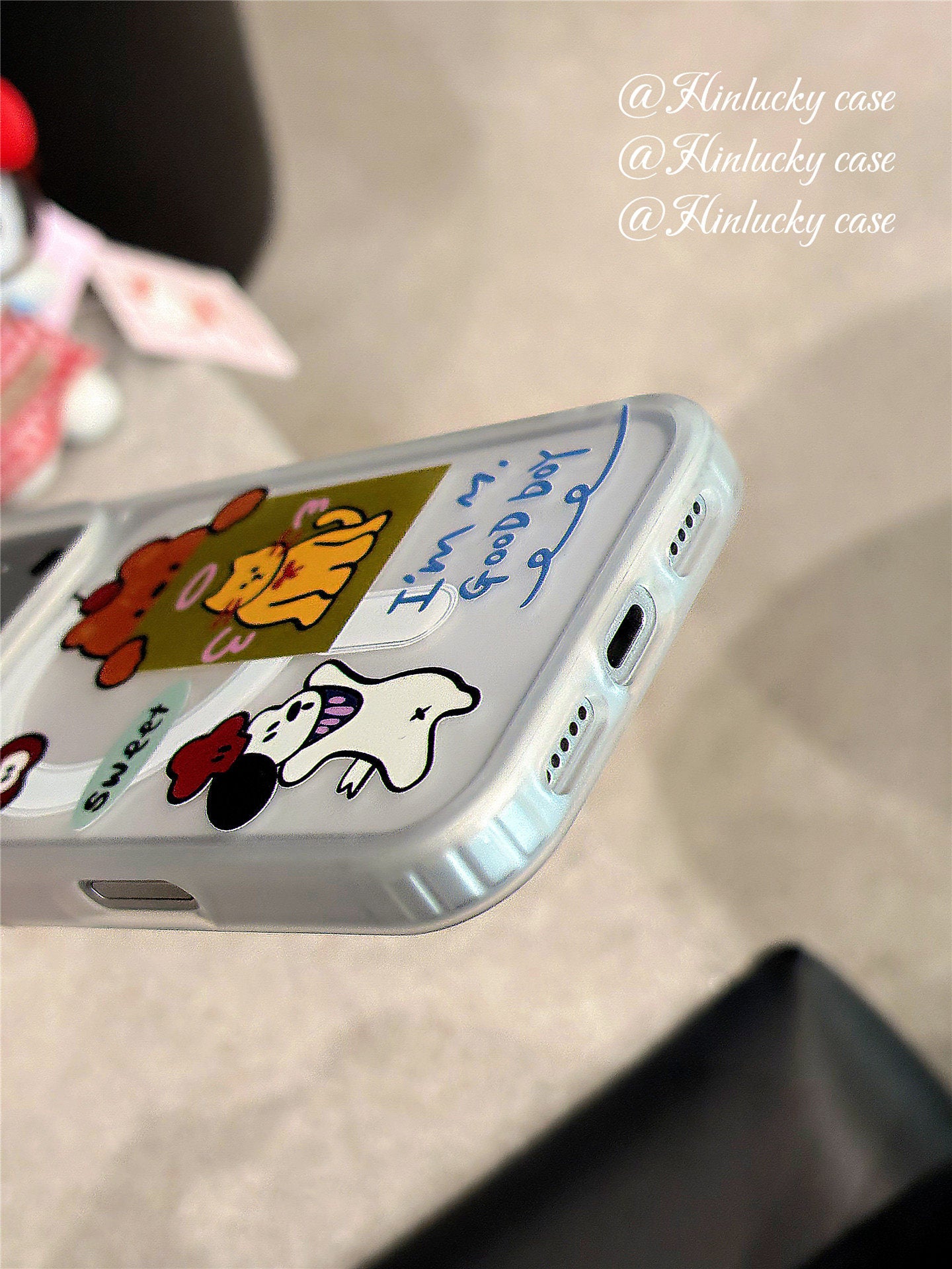 Ameigas Pawfect Pals Case - Cat & Dog Sharing Treat MagSafe Skin-Feel Cover