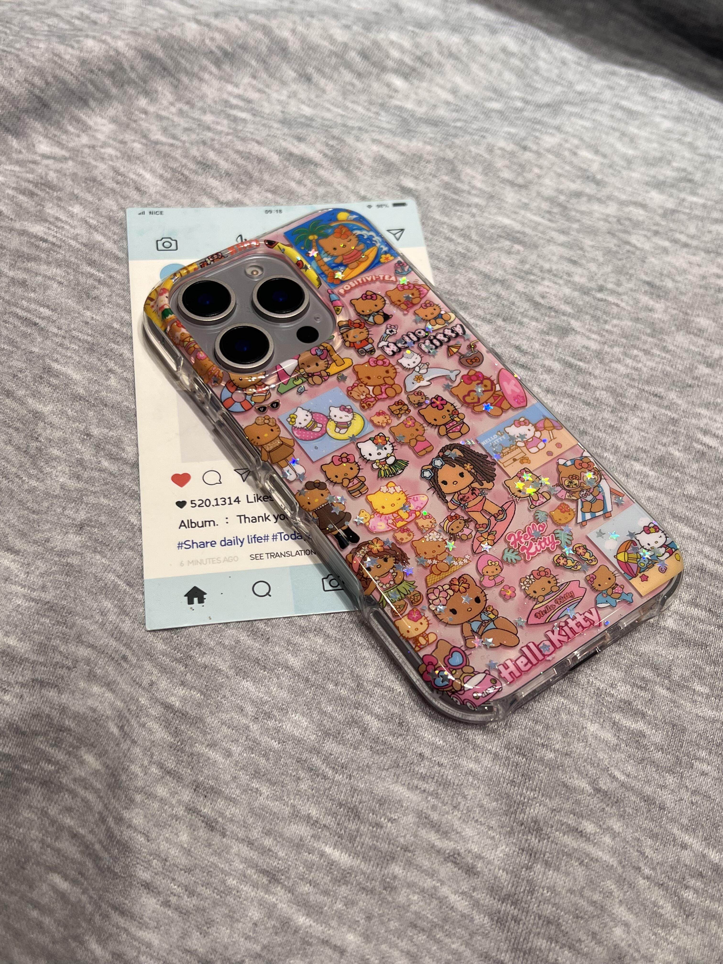 Ameigas Vacation-Style Kitty Charm Bracelet Phone Case