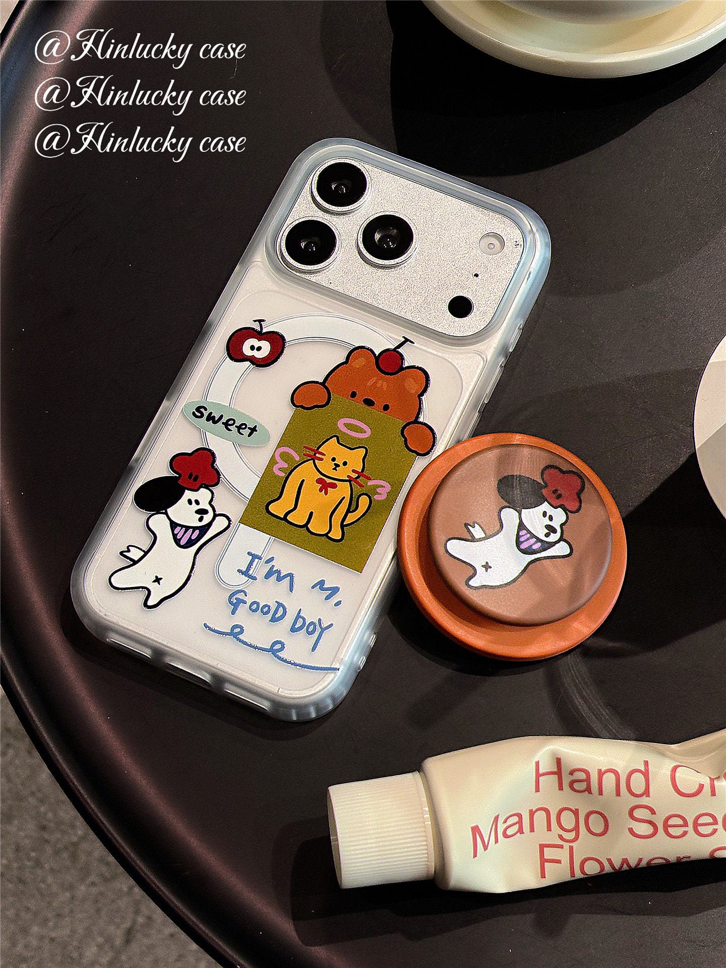 Ameigas Pawfect Pals Case - Cat & Dog Sharing Treat MagSafe Skin-Feel Cover