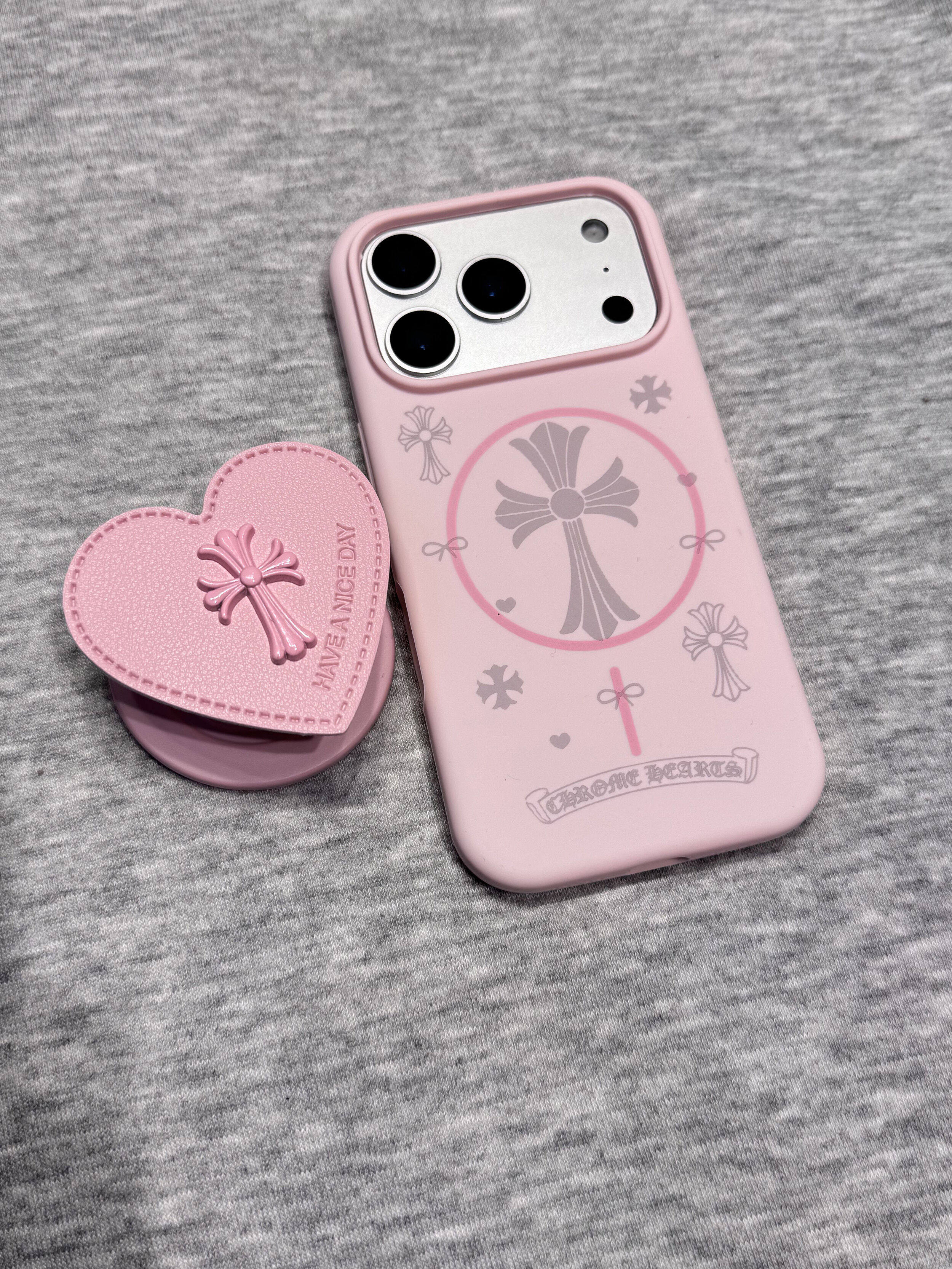 Ameigas Sweet Punk Case - Silicone with Chrome Hearts Cross Design & MagSafe