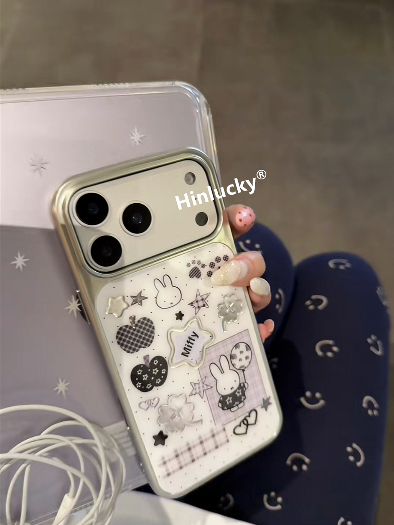 Ameigas Monochrome Bunny Case - Electroplated Gold Tribute Silhouette Cover for iPhone