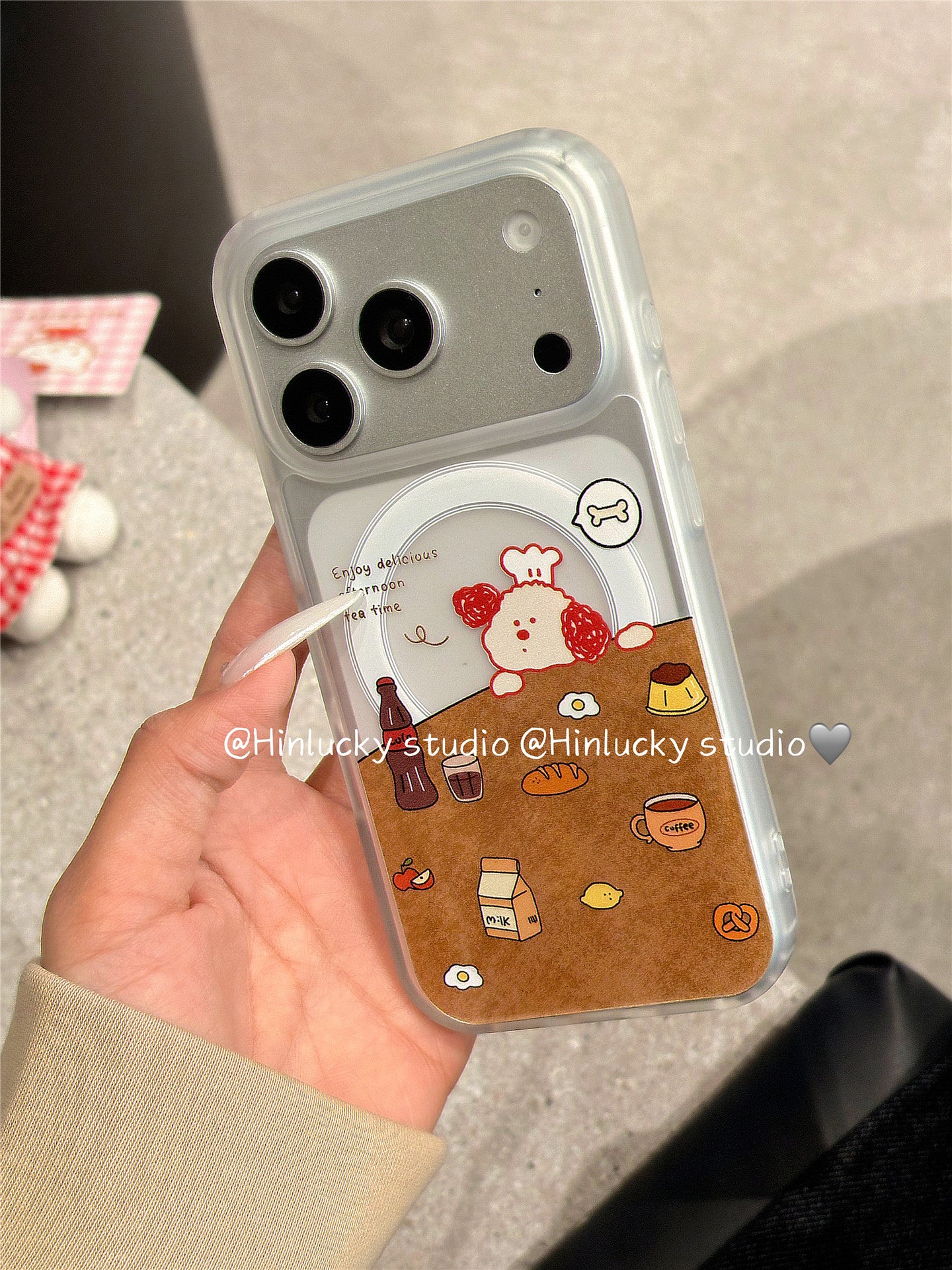 Ameigas Doodle Pup Tea-Time Case - Puppy & Pastry MagSafe Skin-Feel Cover