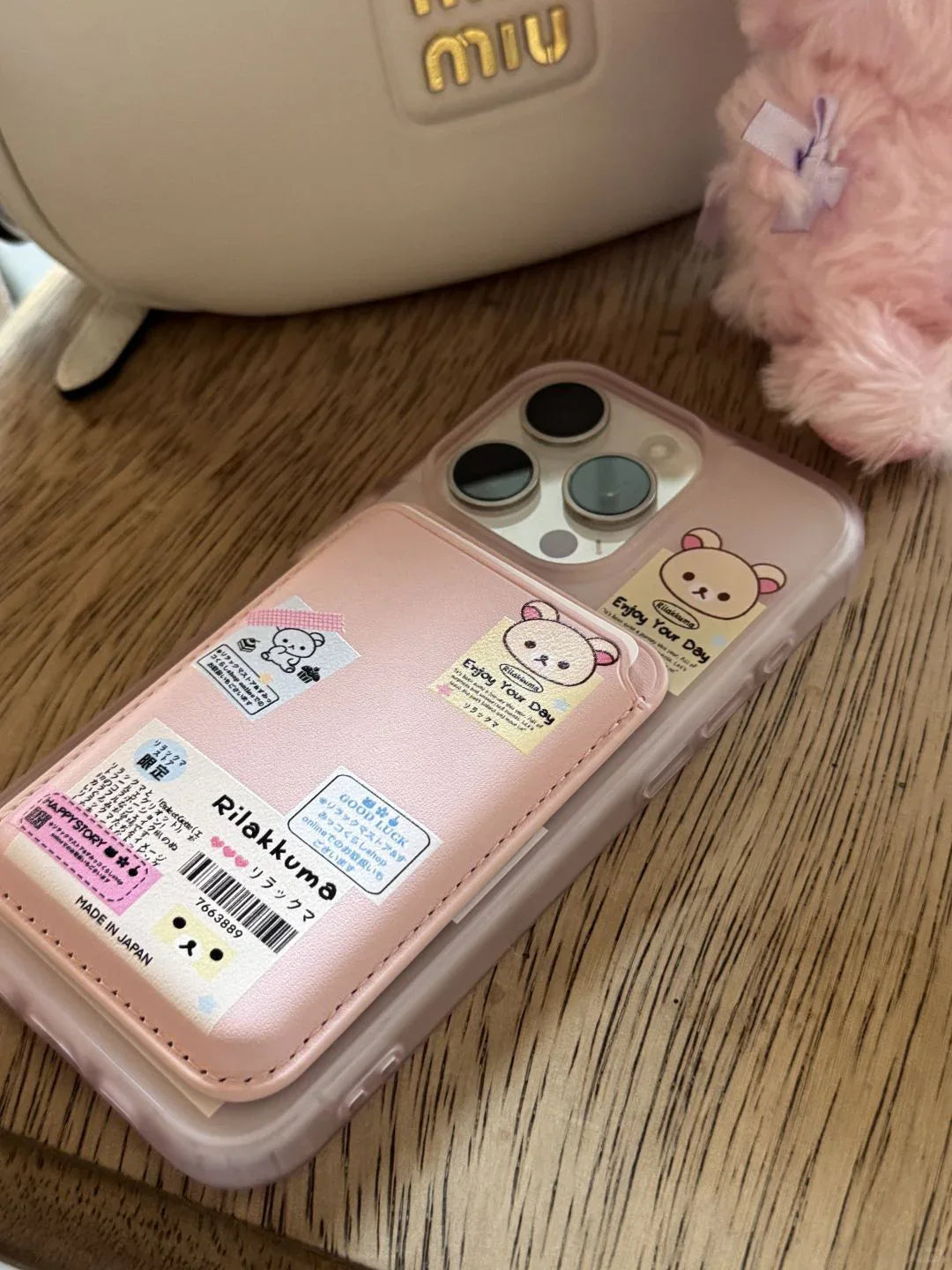 Ameigas Clear Label Bear Case - Cute Cartoon Tag Design with Magnetic Stand - Ameigas