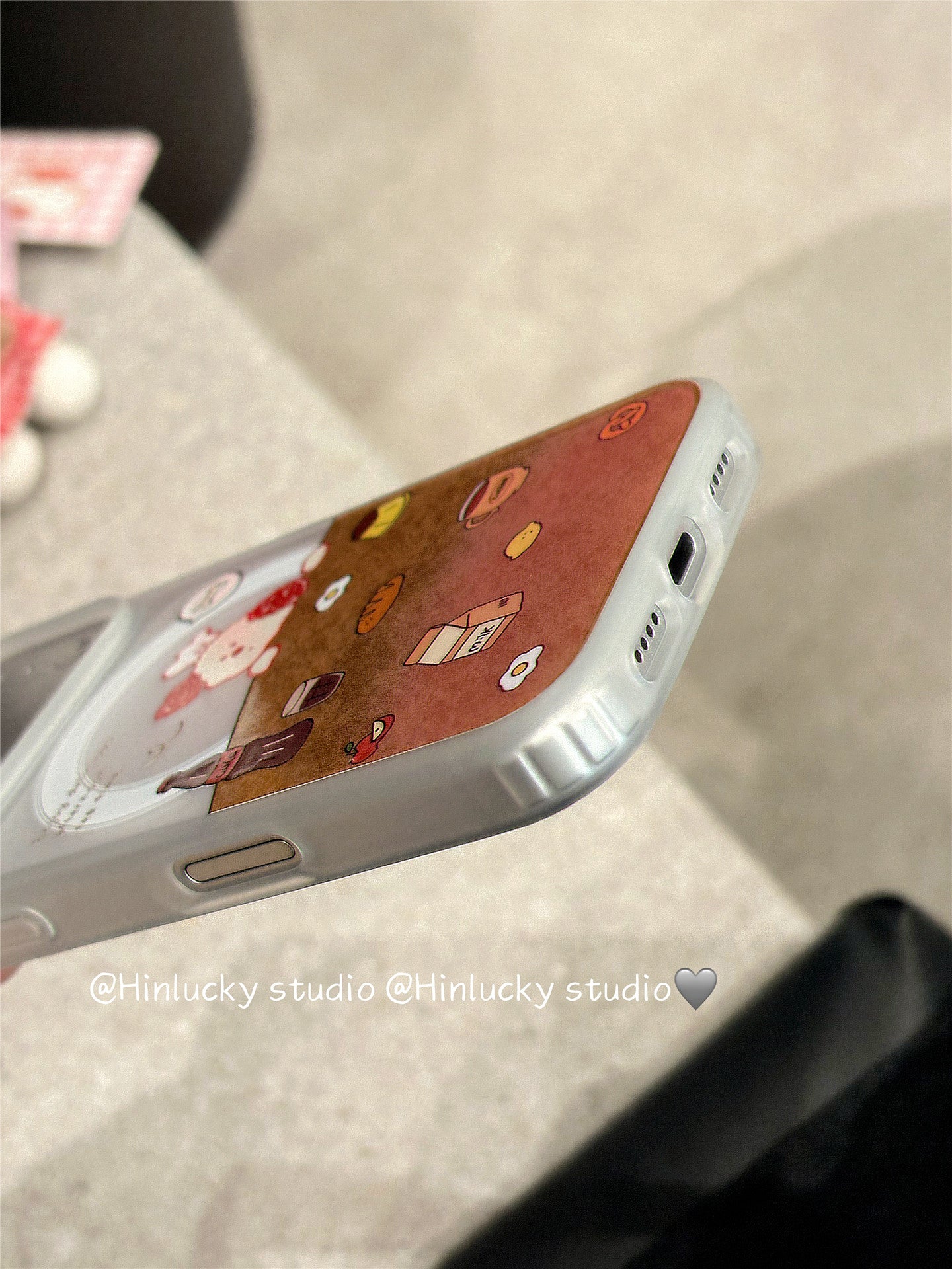 Ameigas Doodle Pup Tea-Time Case - Puppy & Pastry MagSafe Skin-Feel Cover