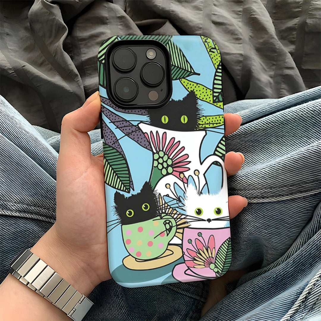 Ameigas Cute Cat Cartoon iPhone Case for iPhone 17 Pro Max / 16 / 15 / 13 Pro Max — European & American Style Hard Film Case, Shockproof & Anti-Scratch