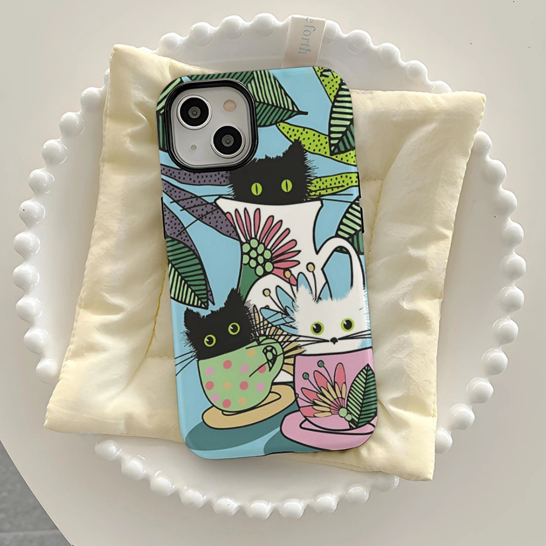 Ameigas Cute Cat Cartoon iPhone Case for iPhone 17 Pro Max / 16 / 15 / 13 Pro Max — European & American Style Hard Film Case, Shockproof & Anti-Scratch