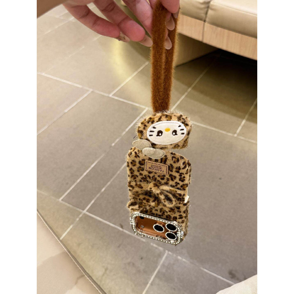 Ameigas Winter Plush Leopard Case - Cozy Faux Fur with Bow Accent & Wristlet Strap