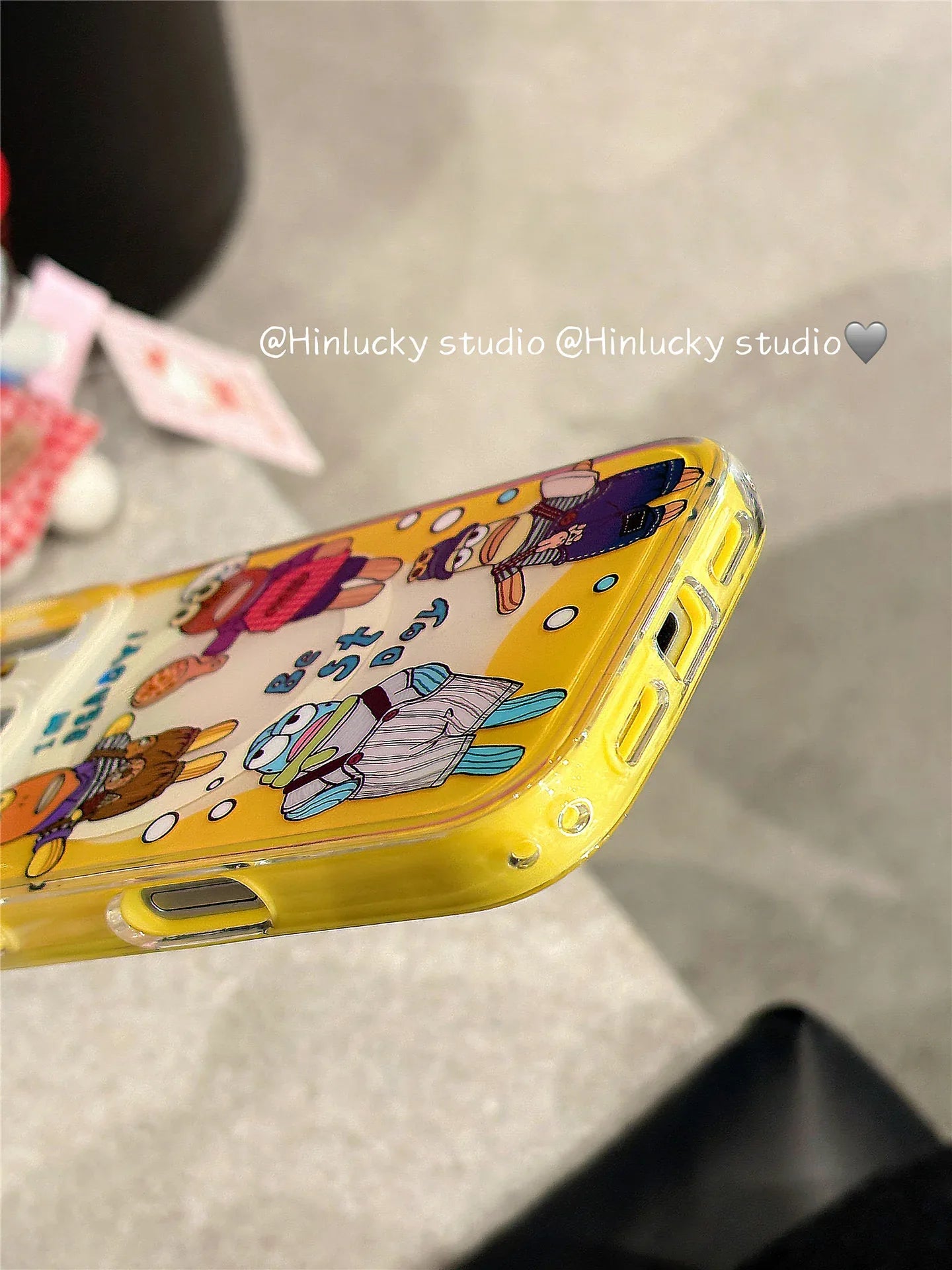 Ameigas Bikini Reef Case - Grumpfish & Friends MagSafe Stand Cover for iPhone - Ameigas