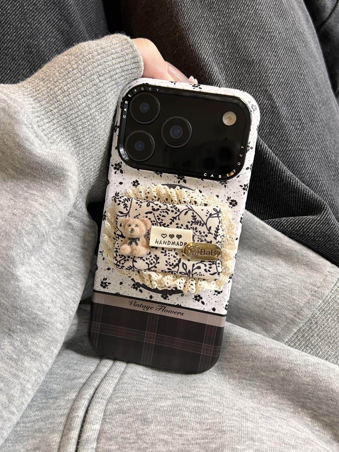 Ameigas INS Floral Pillow Magnetic Phone Case