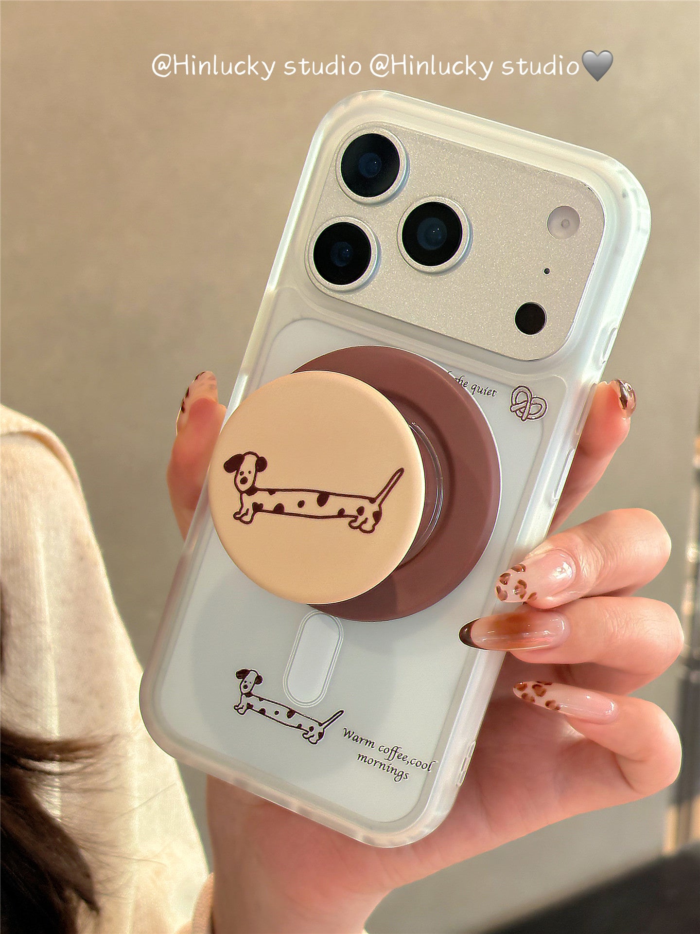 Ameigas Doodle Dash Stand Case - Minimalist Dachshund Drawing MagSafe Cover