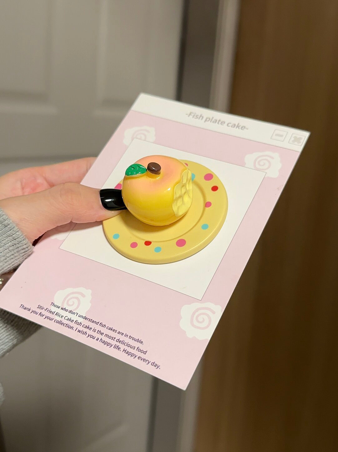 Ameigas Plaid & Palm Case - Yellow Checkered Design with Coconut Print, Detachable Kickstand & Magnetic Lock