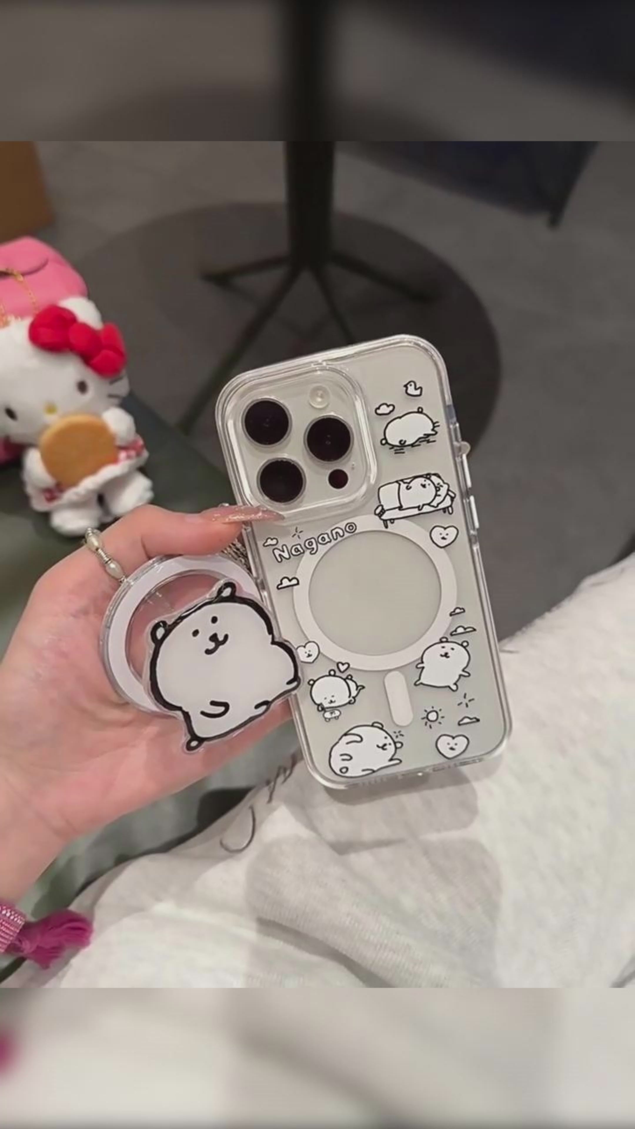 Ameigas Chubby Bear Magnetic Phone Case with Stand - Ameigas